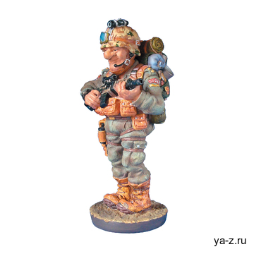 Скульптура "Военный"